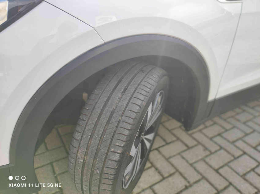 volkswagen t-cross 1.0 200 tsi total flex comfortline automatico 5p 2022