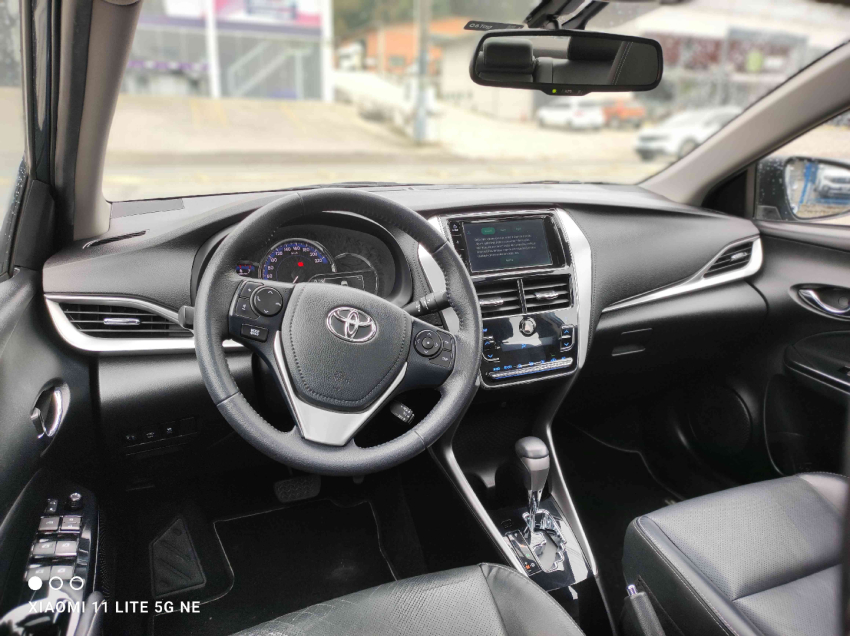 toyota yaris 1.5 16v flex sedan xls multidrive 4p automatico 2019