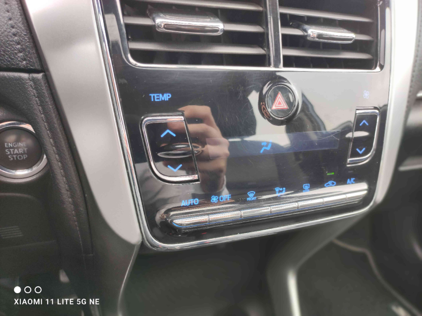 toyota yaris 1.5 16v flex sedan xls multidrive 4p automatico 2019