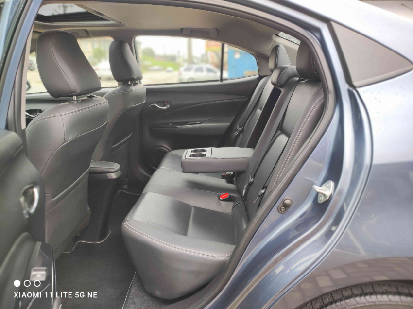 toyota yaris 1.5 16v flex sedan xls multidrive 4p automatico 2019