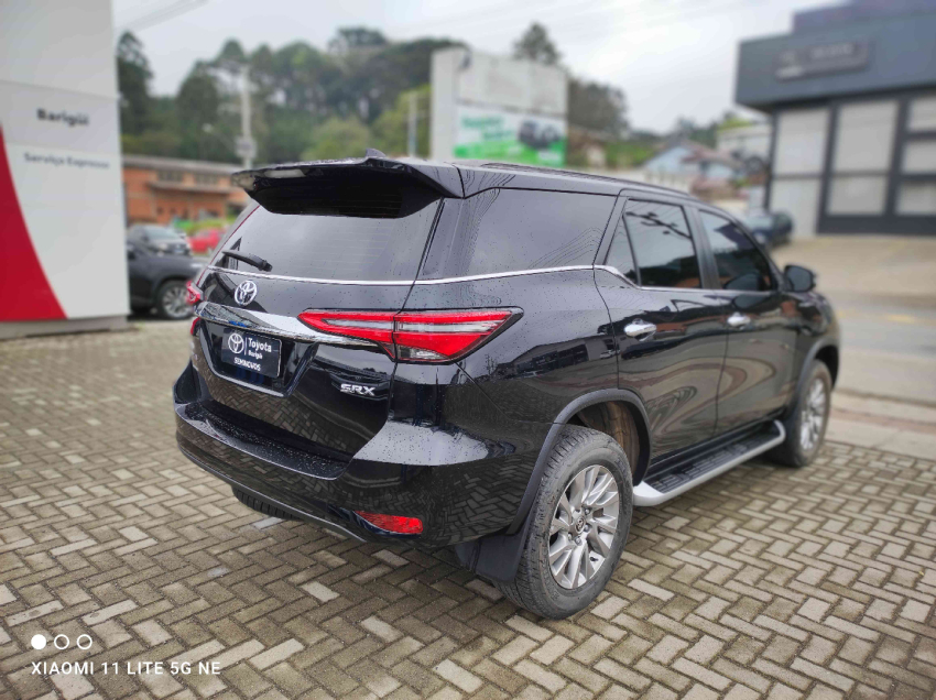 toyota hilux sw4 2.8 d-4d turbo diesel srx 7l 4x4 automatico 5p 2023
