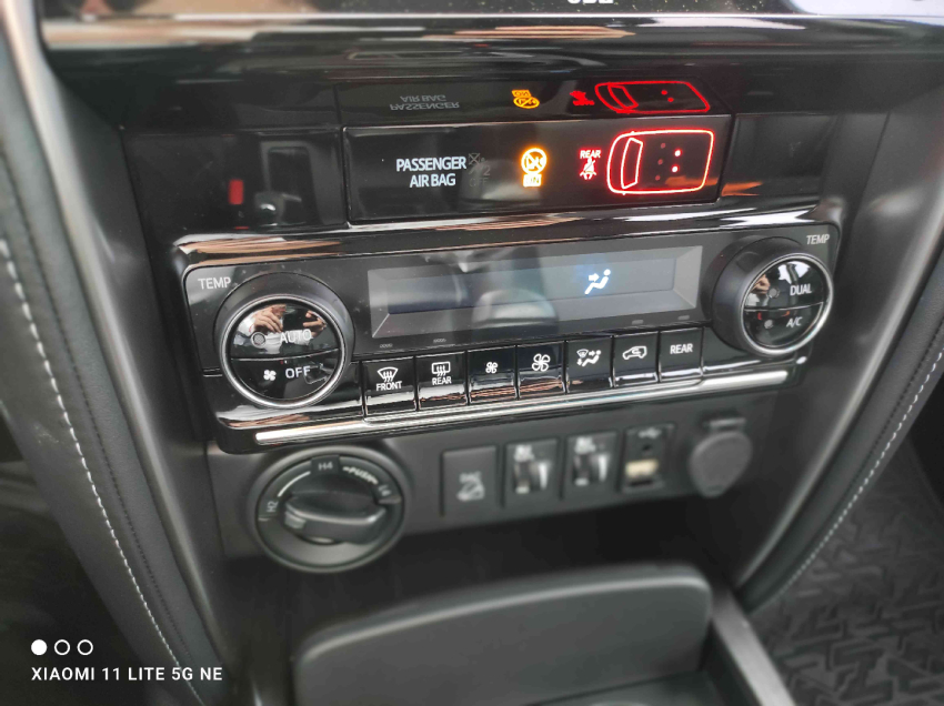 toyota hilux sw4 2.8 d-4d turbo diesel srx 7l 4x4 automatico 5p 2023