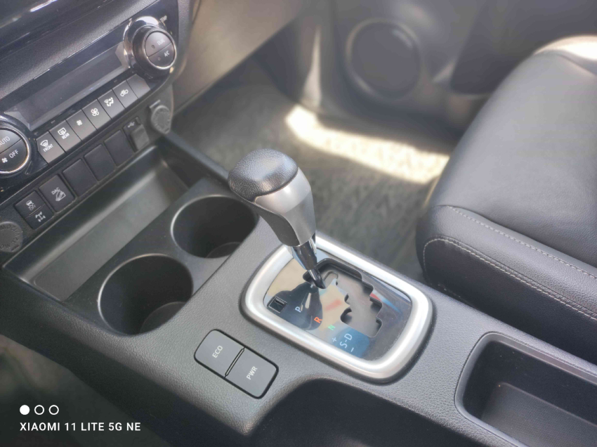 toyota hilux 2.8 d-4d turbo diesel cd srv 4x4 automatico 4p 202314