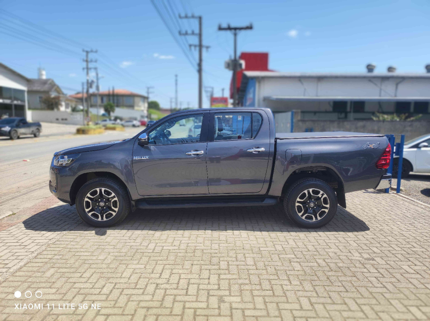 toyota hilux 2.8 d-4d turbo diesel cd srv 4x4 automatico 4p 20237