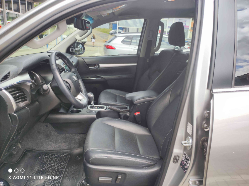 toyota hilux 2.8 d-4d turbo diesel cd srx 4x4 automatico 4p 20239