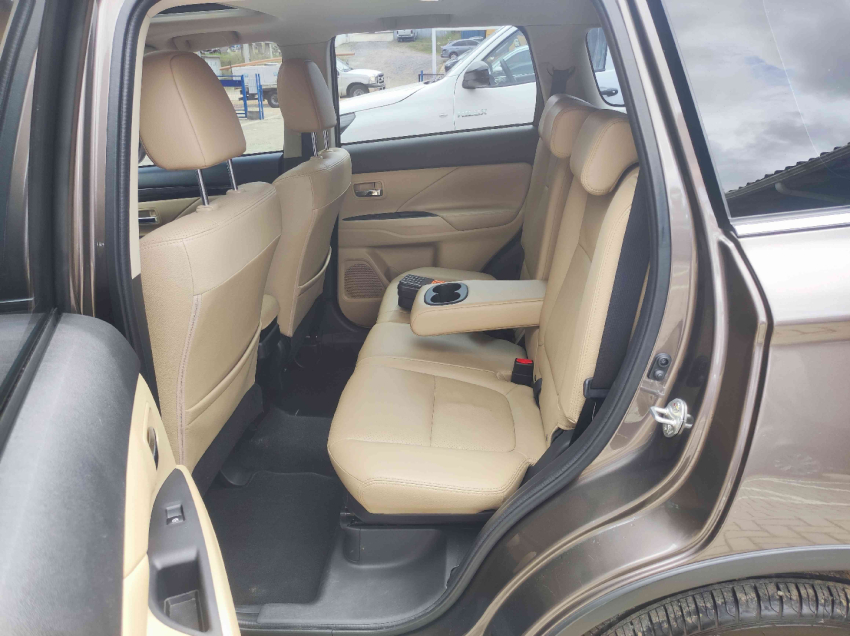 mitsubishi outlander 3.0 gt 4x4 v6 24v gasolina 4p automatico 5p 201810