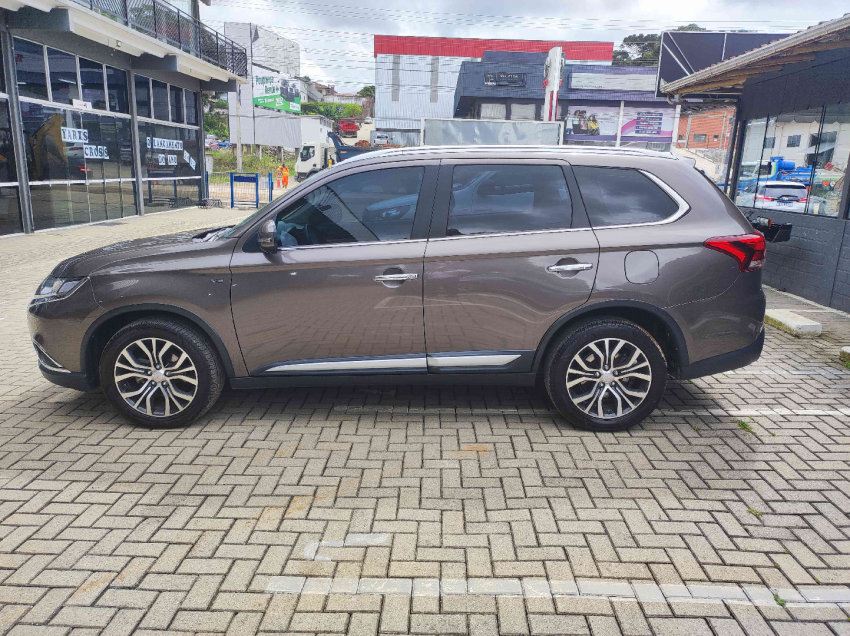mitsubishi outlander 3.0 gt 4x4 v6 24v gasolina 4p automatico 5p 20188