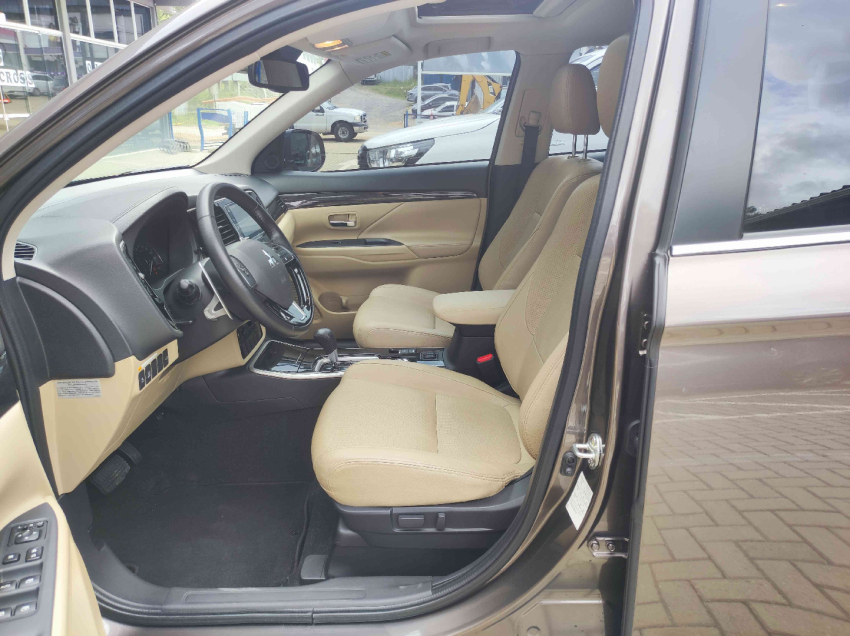 mitsubishi outlander 3.0 gt 4x4 v6 24v gasolina 4p automatico 5p 201811