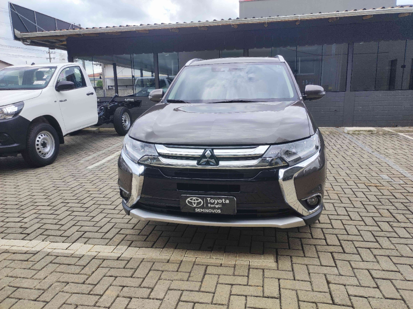 mitsubishi outlander 3.0 gt 4x4 v6 24v gasolina 4p automatico 5p 20181