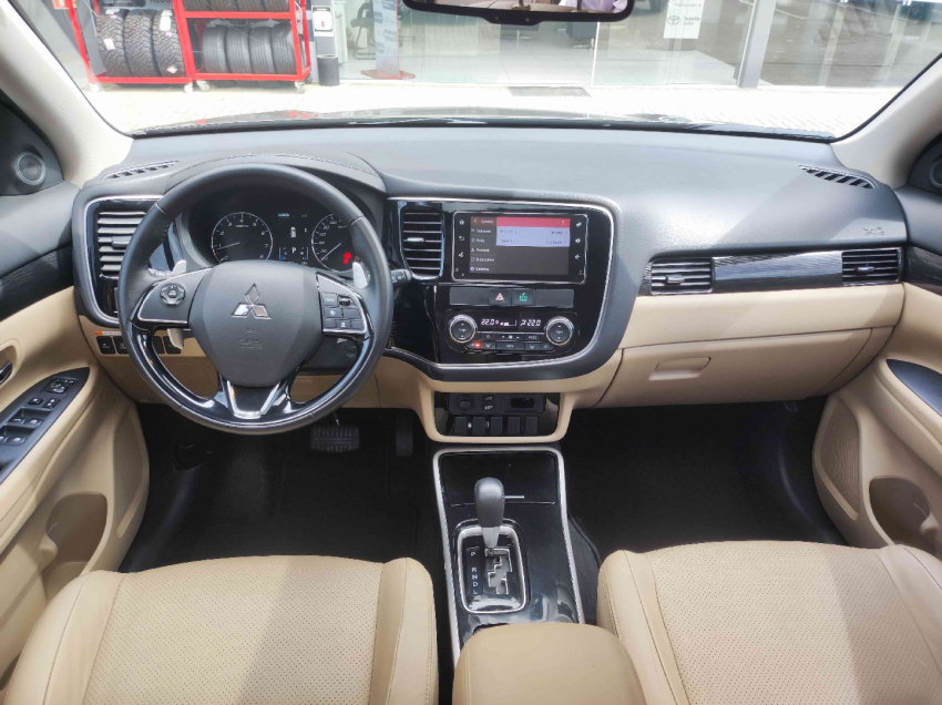 mitsubishi outlander 3.0 gt 4x4 v6 24v gasolina 4p automatico 5p 20189