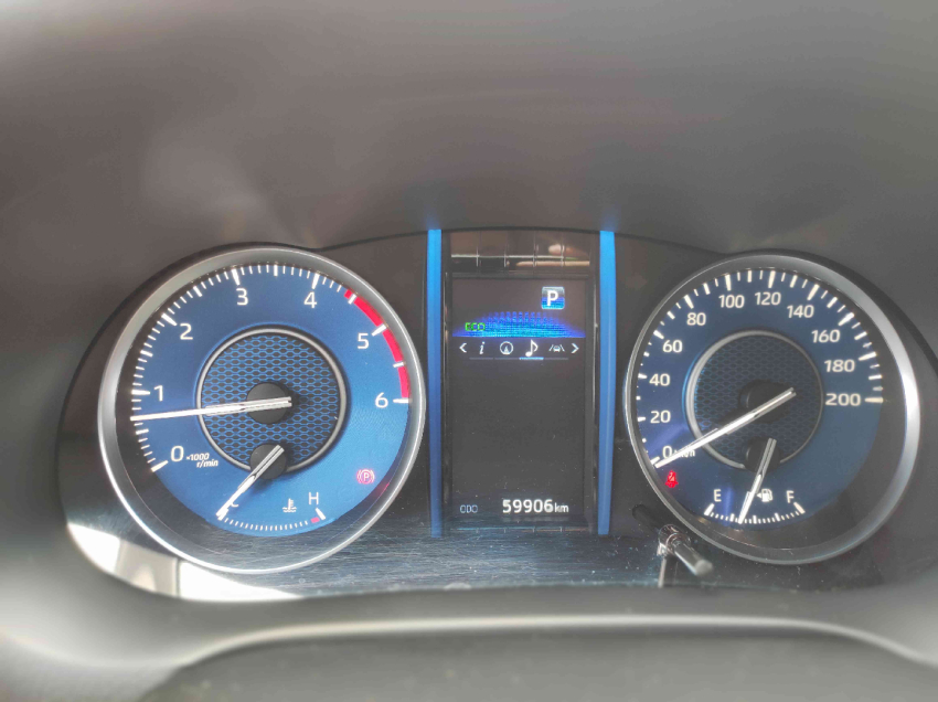 toyota hilux sw4 2.8 d-4d turbo diesel srx 4x4 automatico 5p 202412