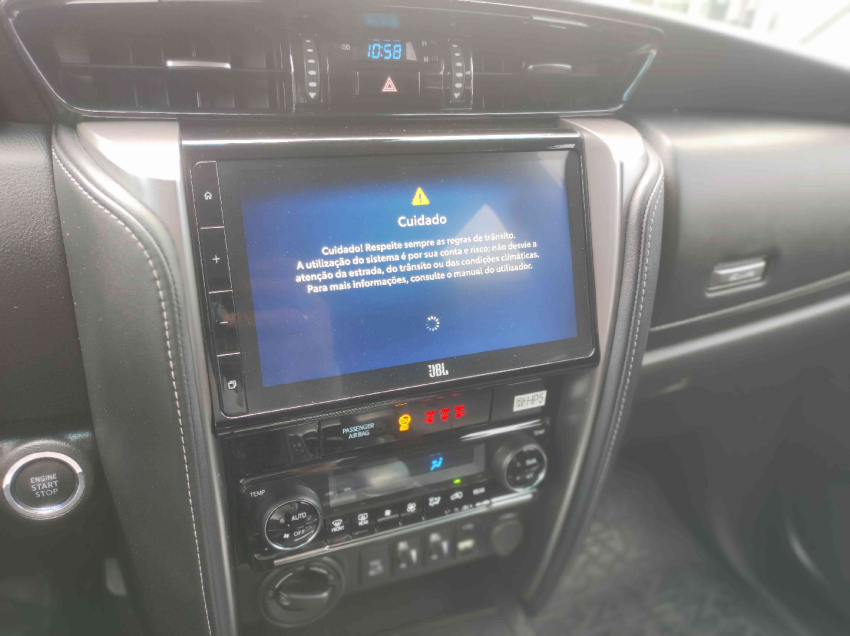 toyota hilux sw4 2.8 d-4d turbo diesel srx 4x4 automatico 5p 202413