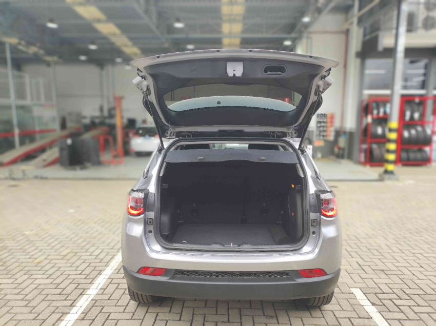 jeep compass 2.0 16v flex longitude automatico 5p 20216