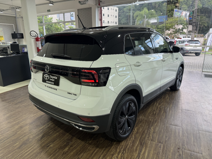 t-cross highline 250 tsi flex 150hp3