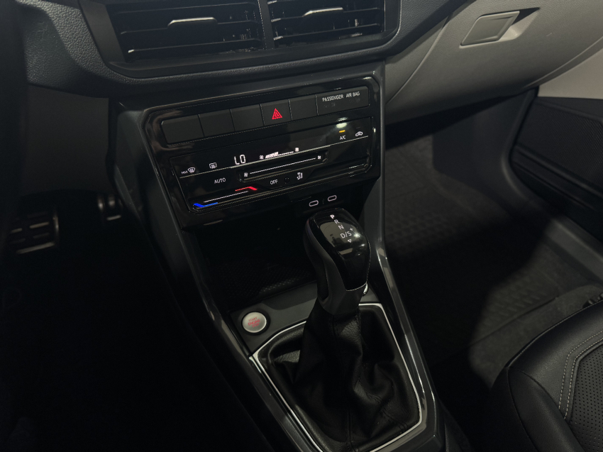 t-cross highline 250 tsi flex 150hp17