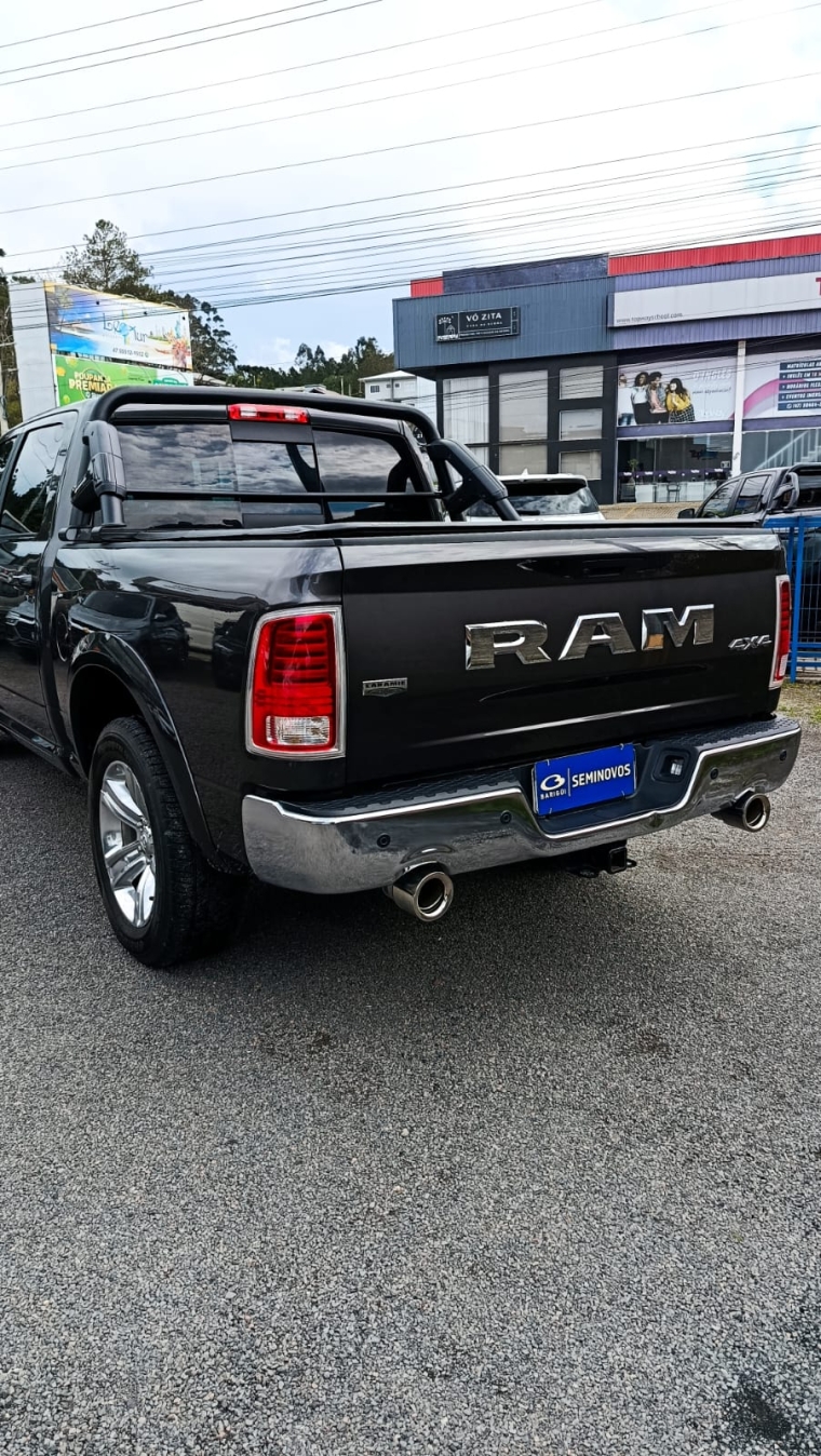 ram 1500 5.7 gasolina automatico 20234
