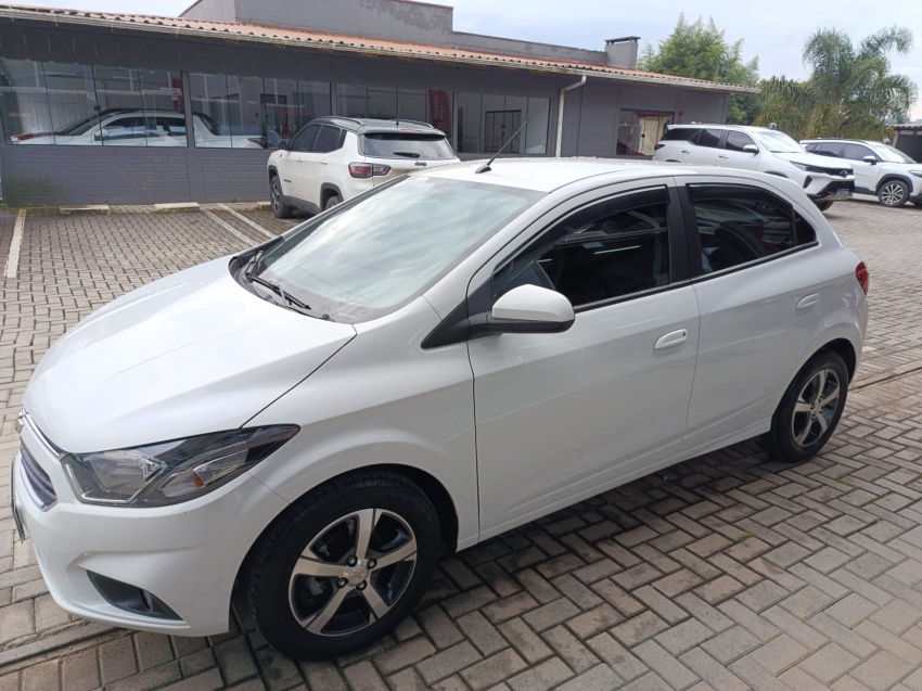 chevrolet onix 1.4 mpfi ltz 8v flex 4p manual 1.0 20181