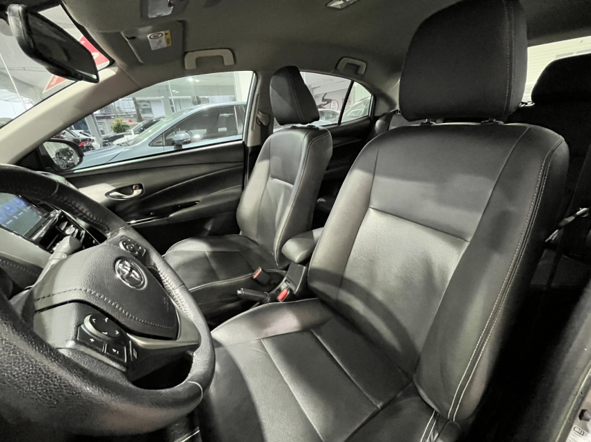 toyota yaris 1.5 16v flex sedan xs connect multidrive 1.6 4p automatico 202213