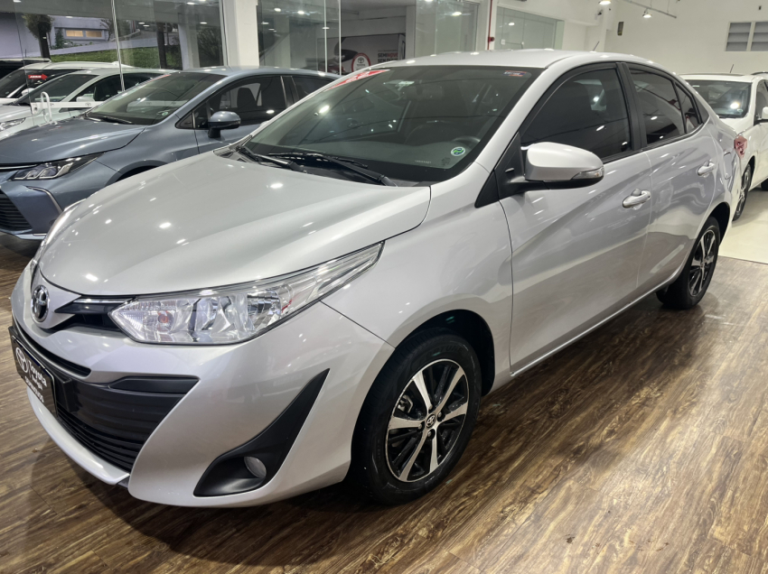 toyota yaris 1.5 16v flex sedan xs connect multidrive 1.6 4p automatico 20227