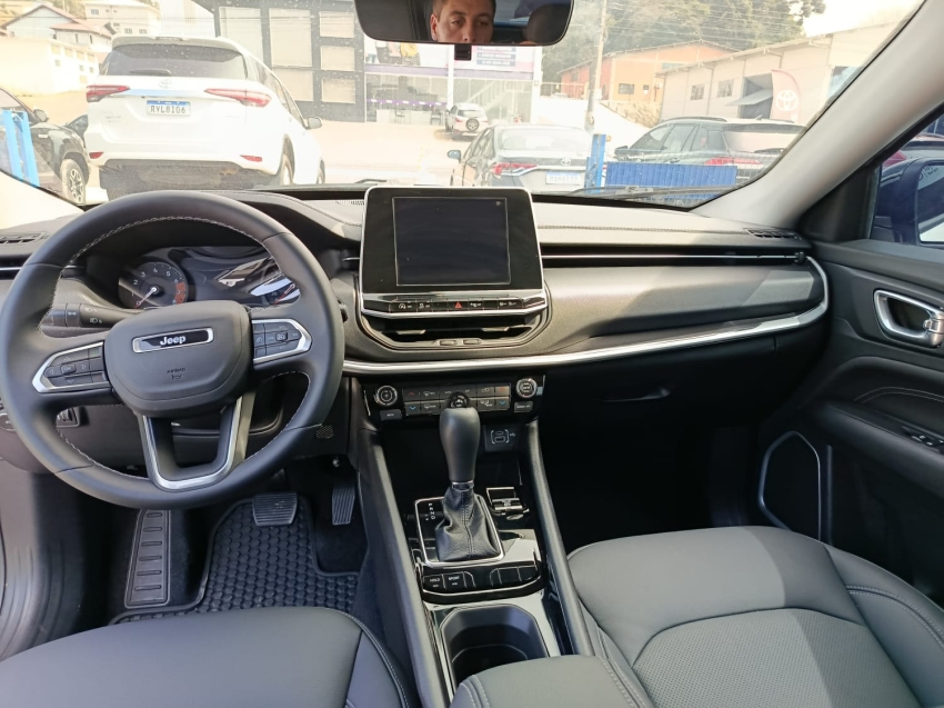 jeep compass 1.3 t270 turbo flex sport at6 4p automatico 202620