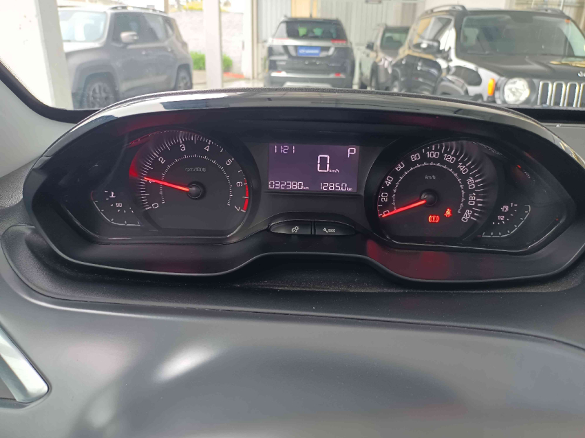 peugeot 2008 1.6 16v thp flex griffe 4p automatico 202411