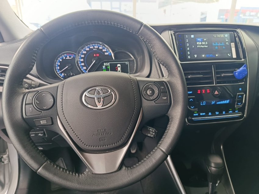 toyota yaris 1.5 16v flex sedan xs multidrive 4p automatico 202513