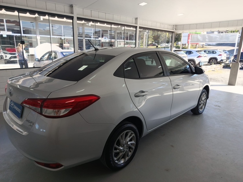 toyota yaris 1.5 16v flex sedan xs multidrive 4p automatico 20253