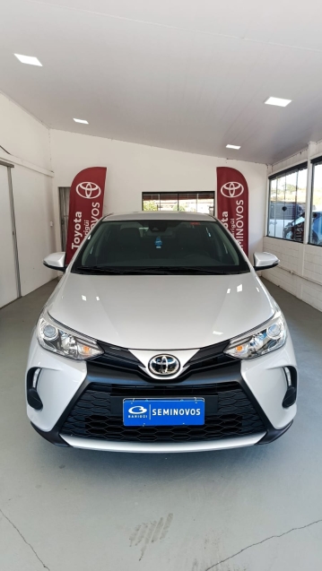toyota yaris 1.5 16v flex sedan xs multidrive 4p automatico 20251