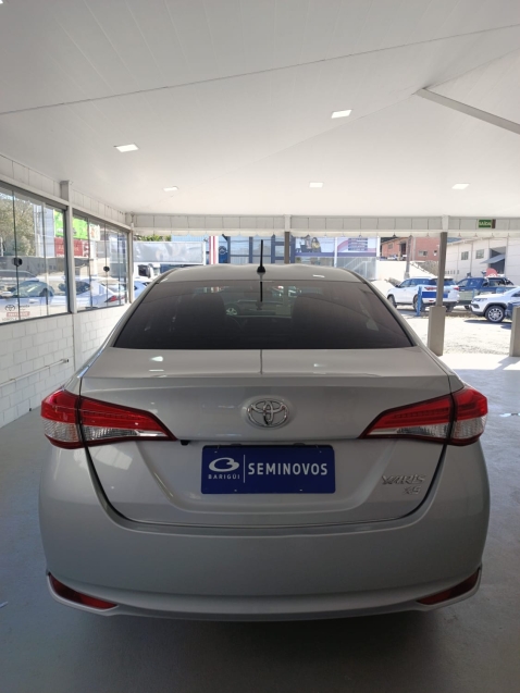 toyota yaris 1.5 16v flex sedan xs multidrive 4p automatico 20254