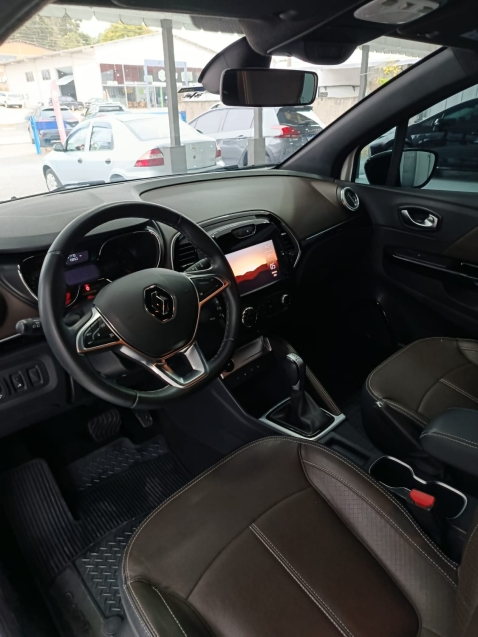 renault captur 1.3 tce flex iconic x-tronic 4p automatico 202212