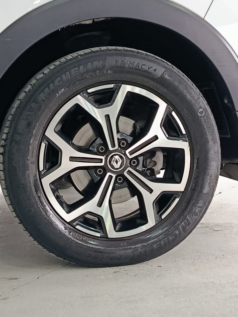 renault captur 1.3 tce flex iconic x-tronic 4p automatico 202220
