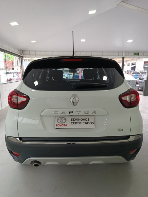 renault captur 1.3 tce flex iconic x-tronic 4p automatico 20225