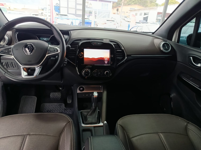 renault captur 1.3 tce flex iconic x-tronic 4p automatico 202214