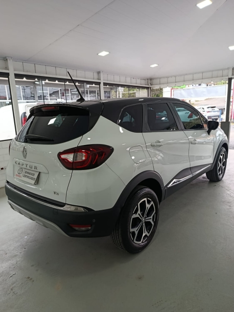 renault captur 1.3 tce flex iconic x-tronic 4p automatico 20224