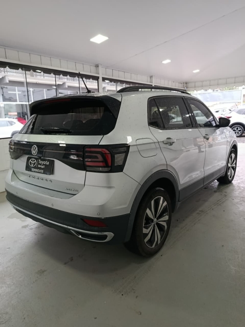 volkswagen t-cross 1.0 200 tsi total flex comfortline automatico 4p 20213