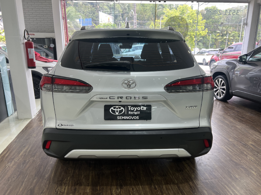 corolla cross xre 2.0  flex4