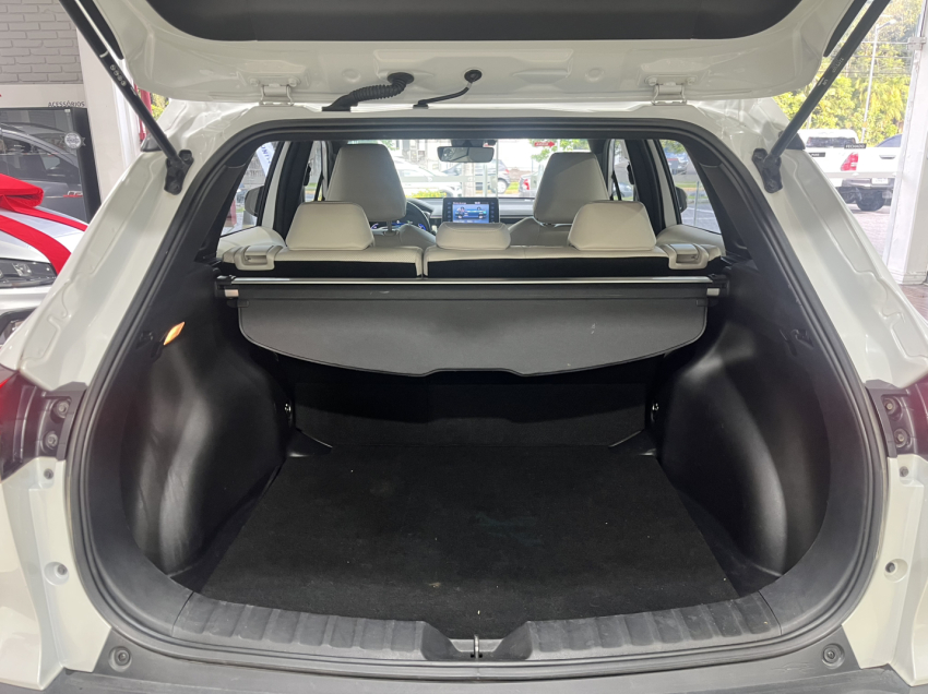 corolla cros xrx 1.8 hibrido6