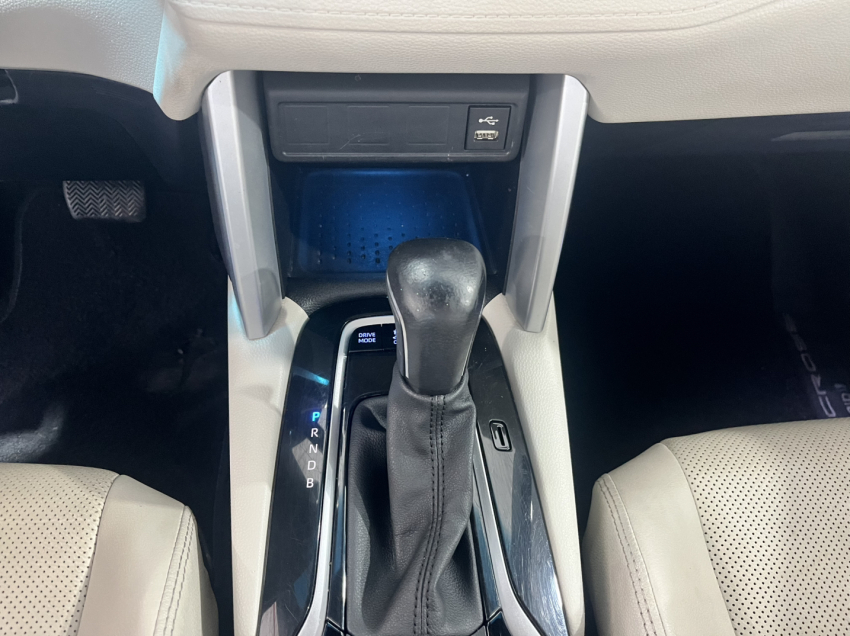 corolla cros xrx 1.8 hibrido14