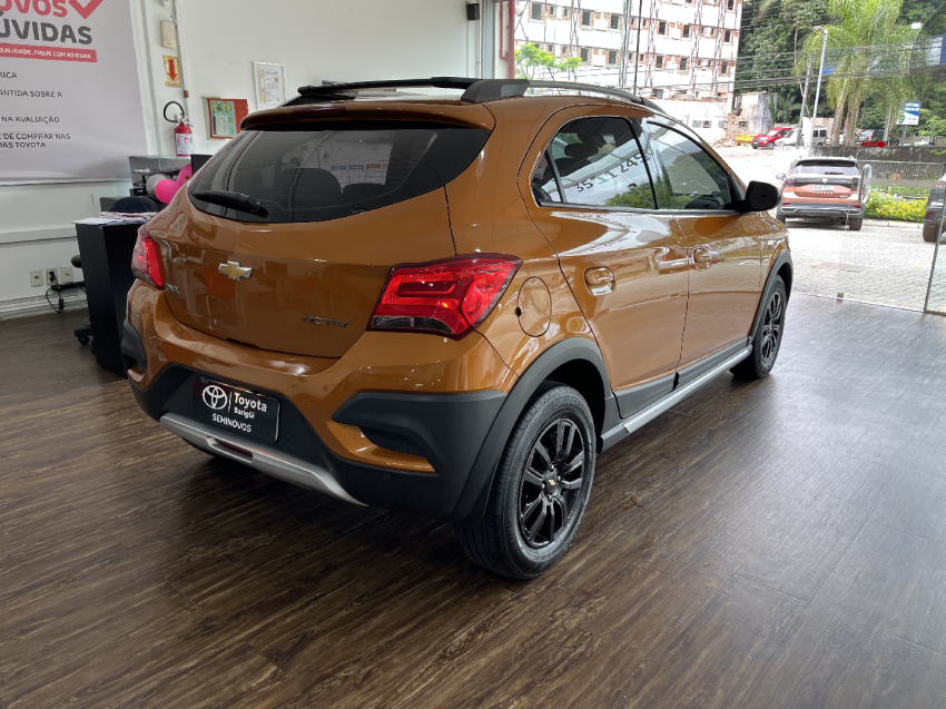 onix activ 1.4 8v at6 eco flex aut