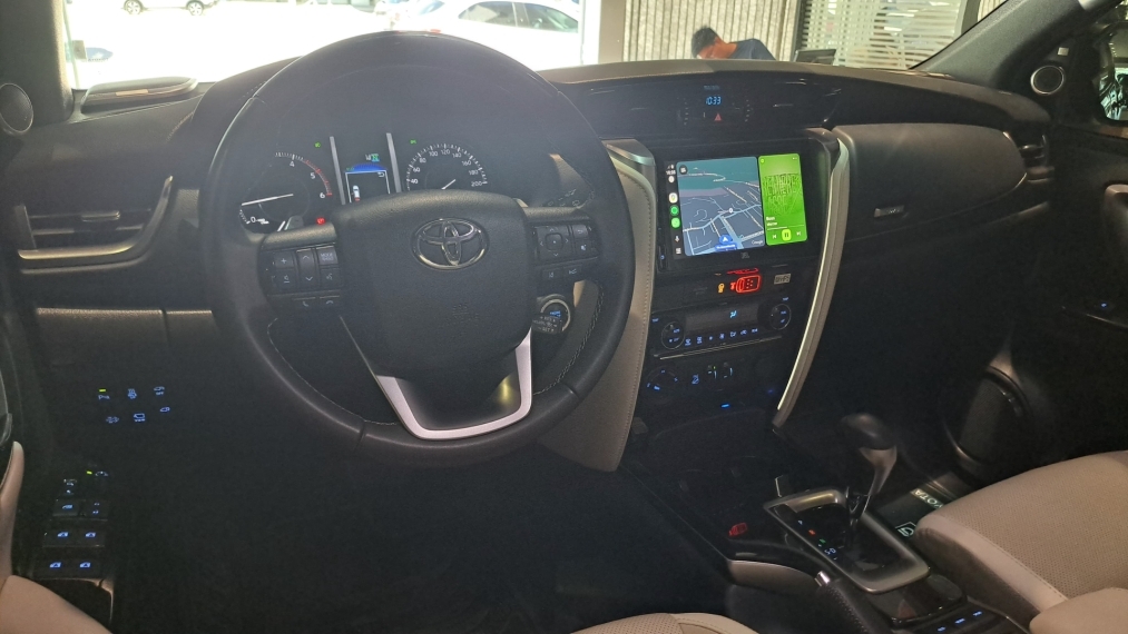 hilux sw4 2.8 d-4d turbo diesel diamond 7l