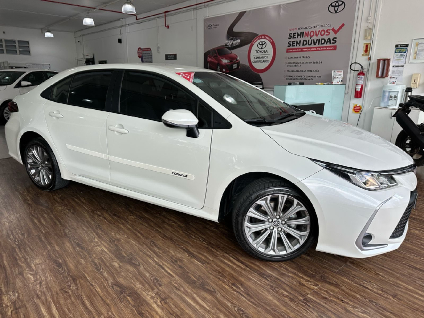 corolla xei 2.0 com apenas 9.000km