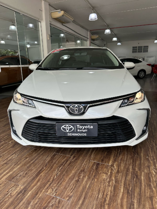 corolla xei 2.0 com apenas 9.000km