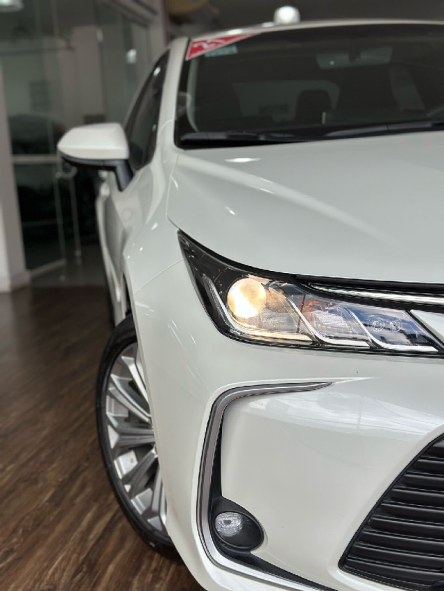 corolla xei 2.0 com apenas 9.000km