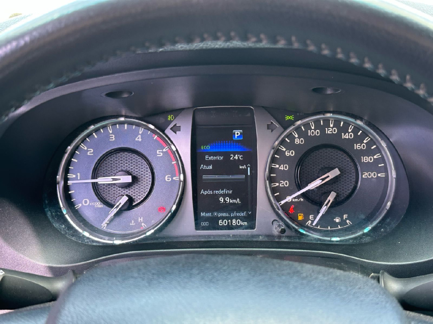 toyota hilux srx  diesel 2022/22