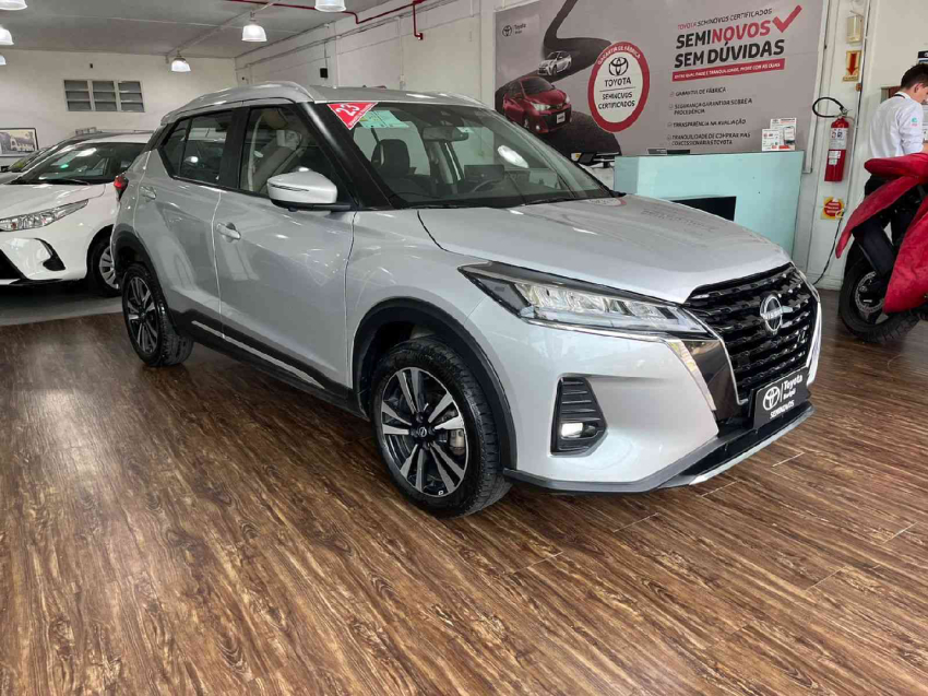kicks exclusive 1.6 16v cvt