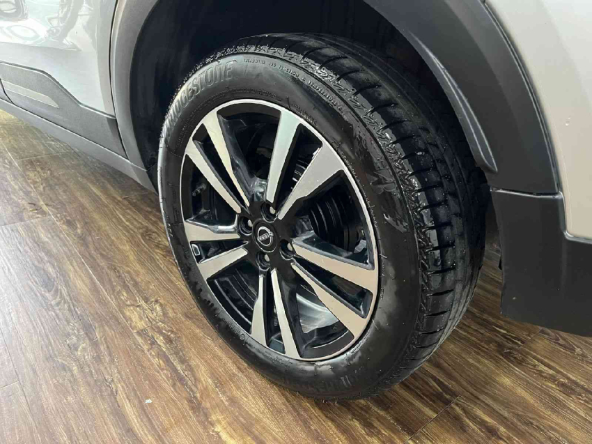 kicks exclusive 1.6 16v cvt