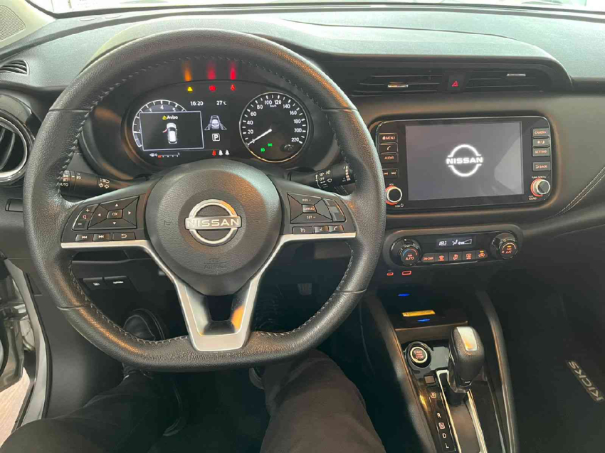 kicks exclusive 1.6 16v cvt