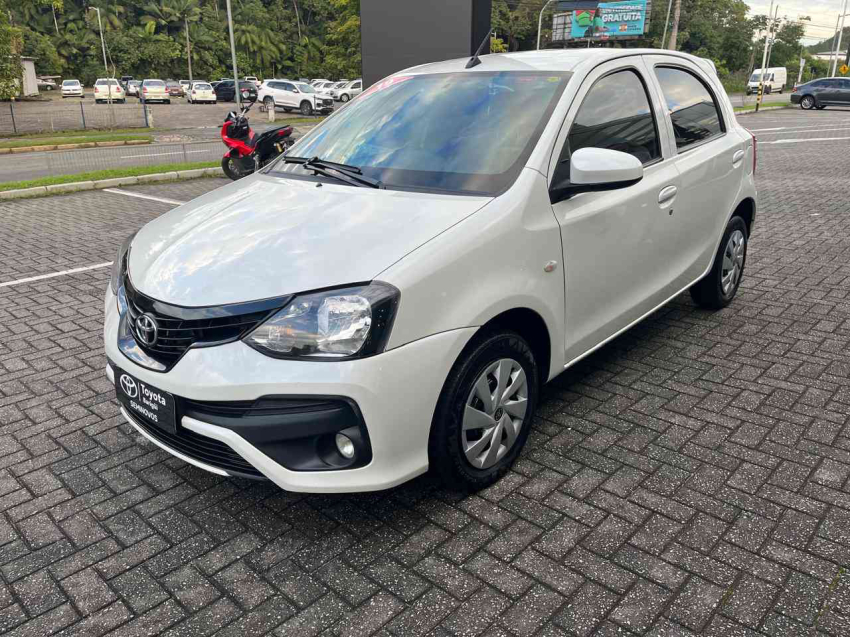 etios hatch x 1.3 flex manual