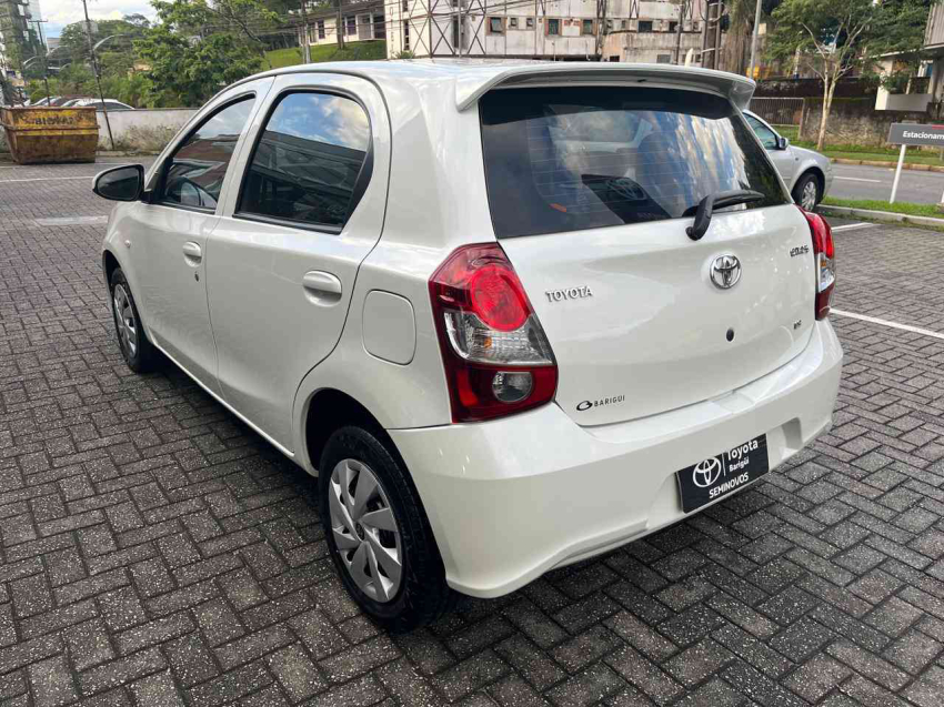 etios hatch x 1.3 flex manual