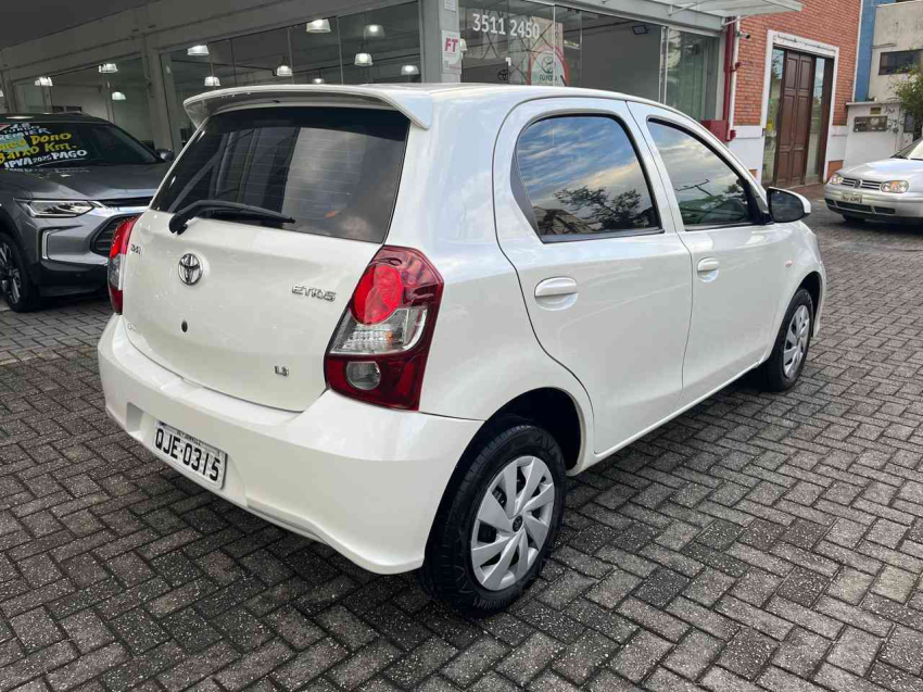 etios hatch x 1.3 flex manual